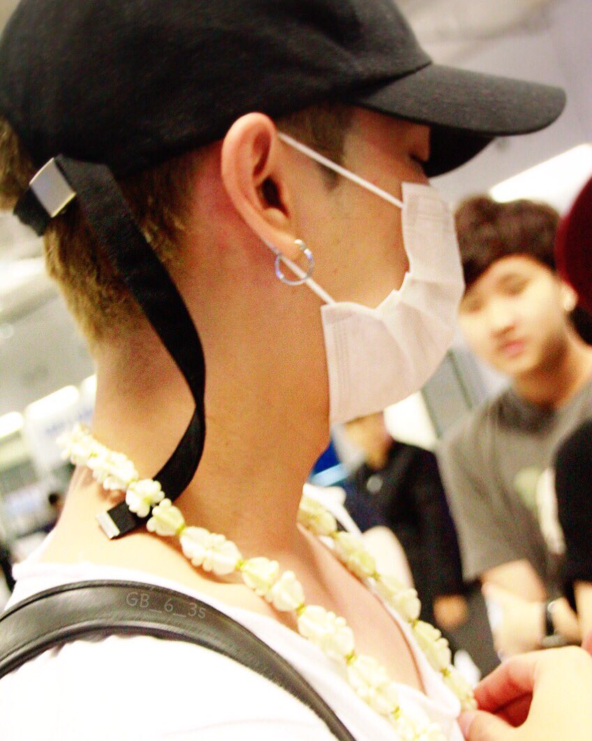 คนป่วยหายรึยัง วันนี้เดินทางปลอดภัยนะ #เผ่าเพชร #paopetch_viii