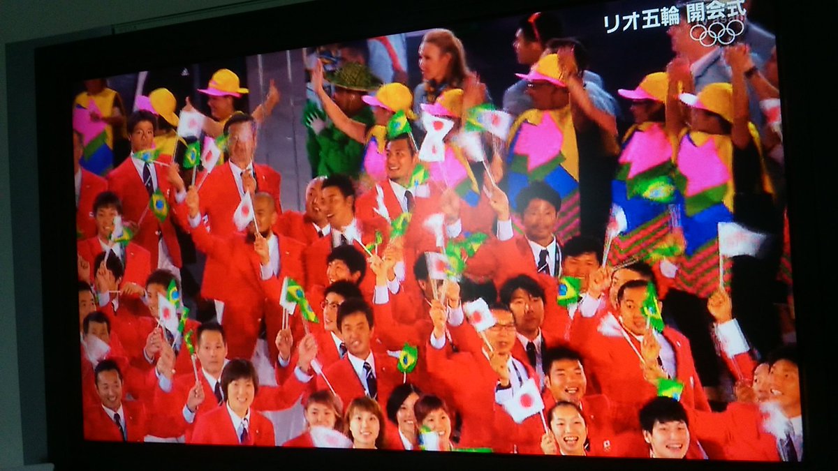 ついにリオ五輪開幕 開会式の日本のユニフォームに賛否両論の声 Togetter