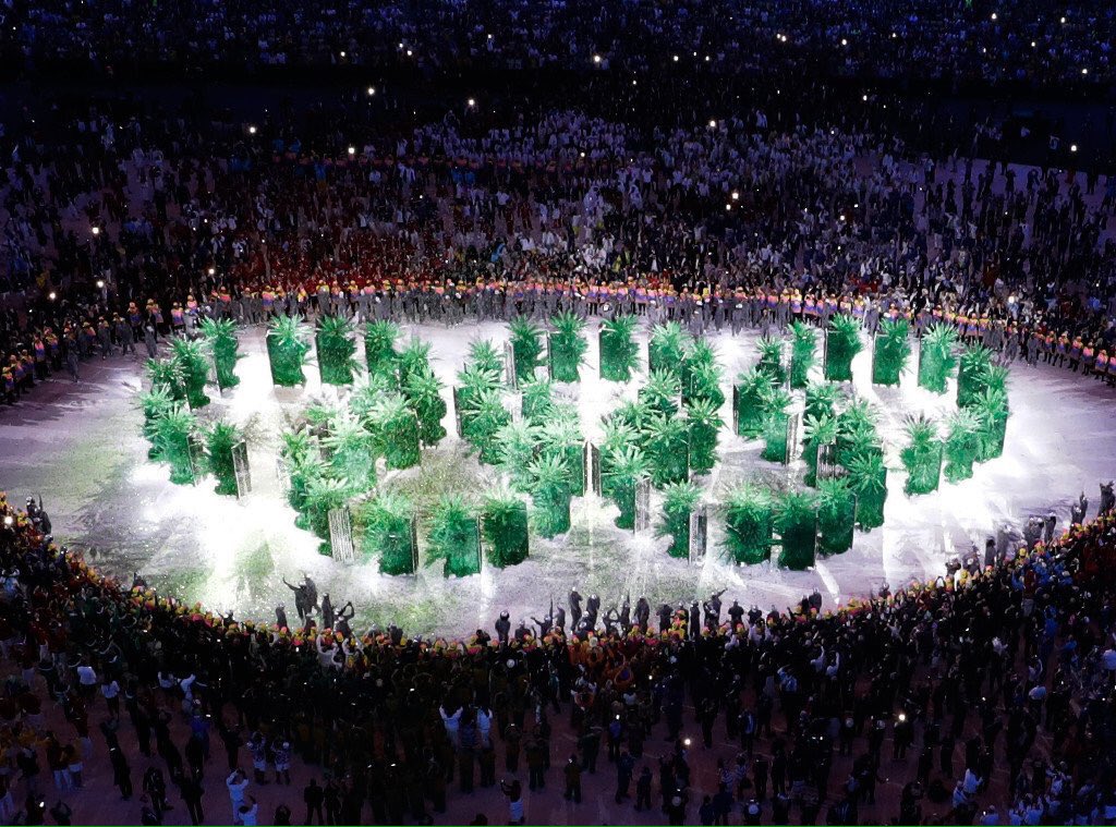 coxeyamanda's tweet photo. Weed smokers just woke up #openingceremony https://t.co/Pp7qdY5KOn
