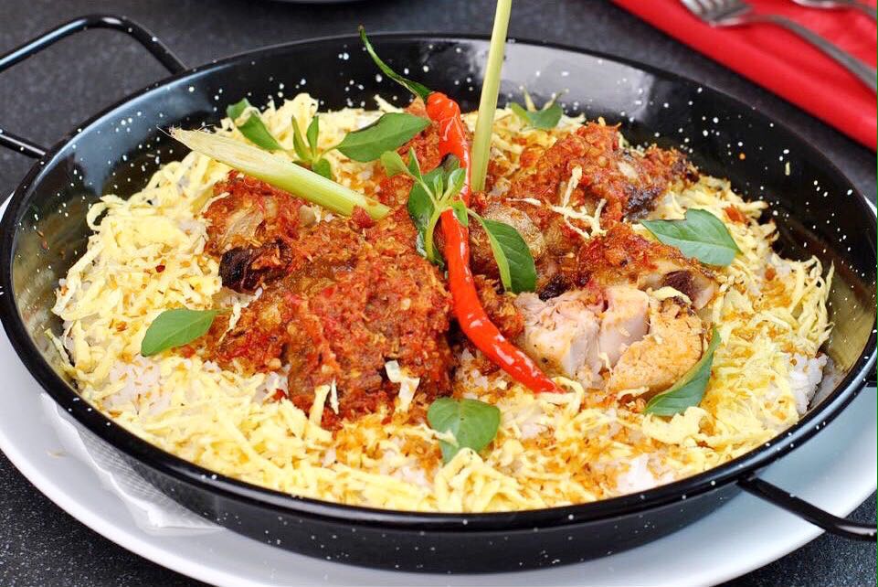 "Coconut Rice"
Recomended for your lunch:)
facebook.com/LaFusionPekanb…
.
.
.
#food #cafe #eat #kuliner #pekanbaru #riau