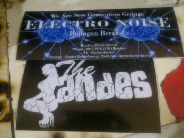 aris sandy tweet media