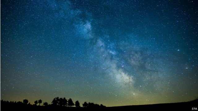 Nikmati pemandangan langit malam Indonesia pada 6 Agustus. bbc.in/2atfJRK