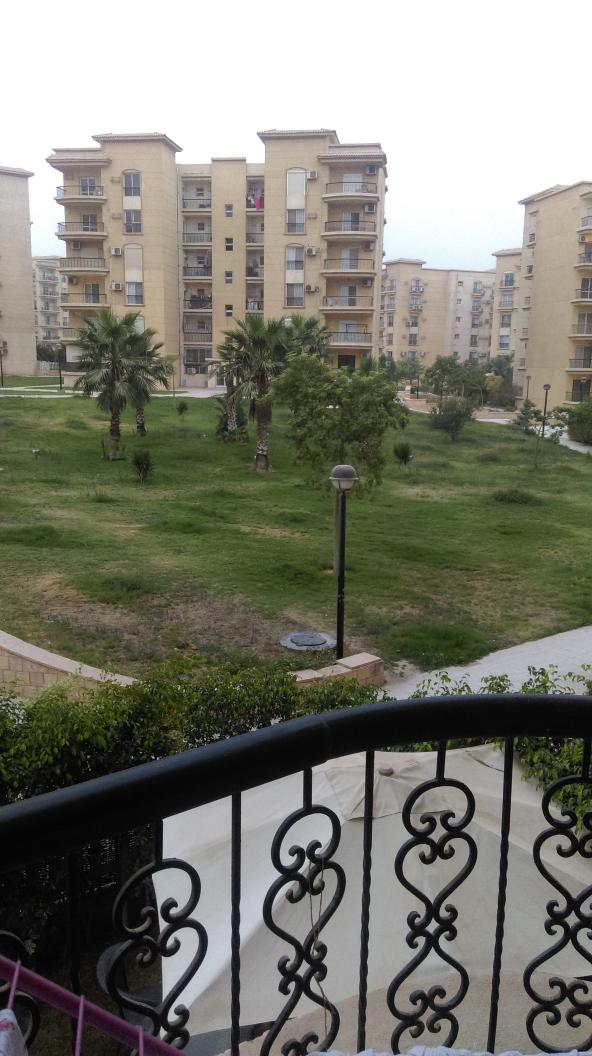 bombooooo1's tweet image. Mafesh a7la men 2nk tas7a badry wa tl2y el manzr dah odamk a7la postivie energy ta5odha fel wa2t dah morning 💛😃