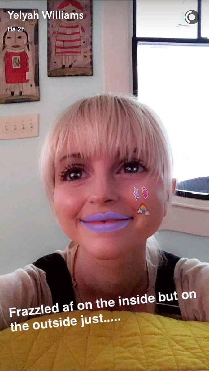 LiveForHayley's tweet image. (yelyahsnaps)