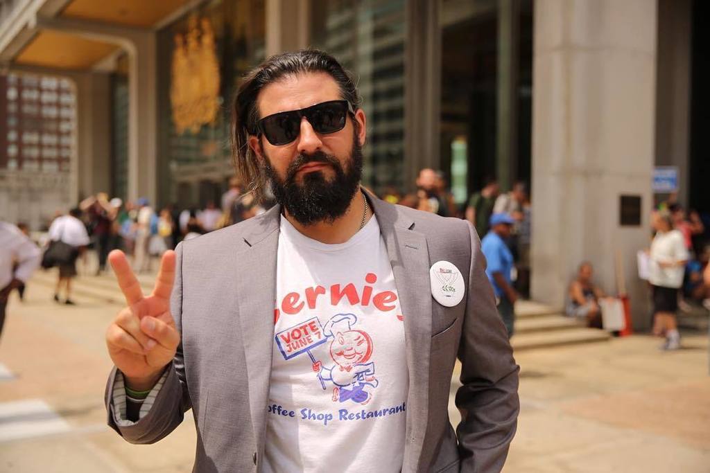 cherrychairy's tweet image. #losangelesinphilly #phillyportraits #politicalprocess #dnc2016 ift.tt/2b0Ol1R