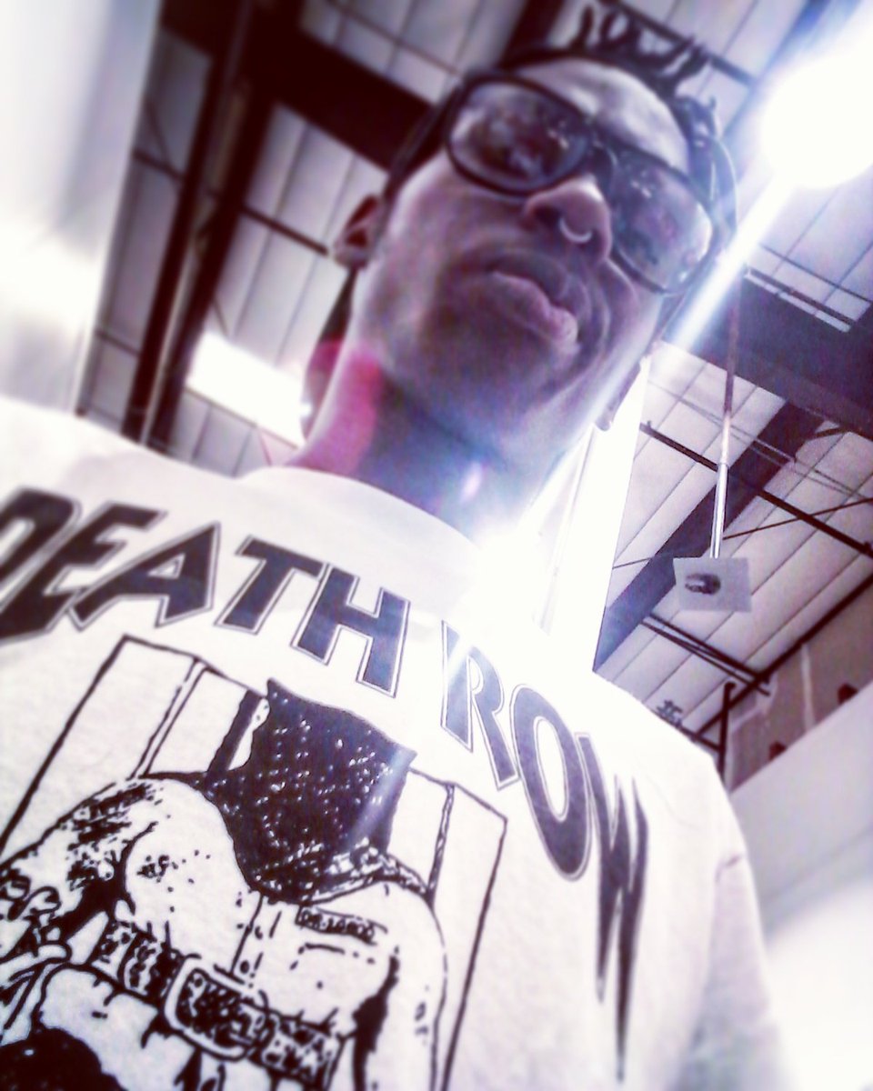 YoungslimTTN's tweet photo. Workin...workin...workin maneπ¬π―π±ππ€πΉππ₯π«π₯ #MBGF #YoungSlim #Trillshitonly https://t.co/9lCwIKXpAq