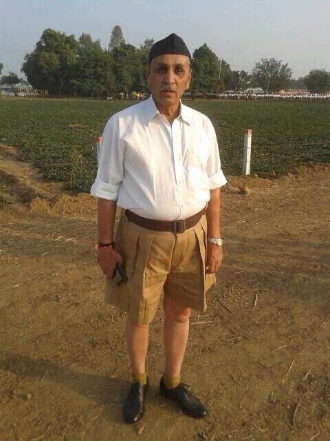 RoflGandhi_'s tweet photo. mubarak ho gujju dosto, tumhe bhi Khattar hua hai 😂😂 https://t.co/EulMNjuRxC