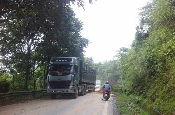 vietnamenglish's tweet photo. Highway connecting #LaoCai and #SaPa reopens after blocked by landslide https://t.co/40YqBODTcO #typhoonnida https://t.co/3QUZiNibfZ