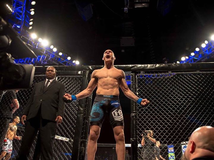 cyrustheshow's tweet photo. #EFC52MVP @DonMadgeMMA was almost out, but persevered to get a brutal finish. Can he derail @MazanyMMA ? #EFC52 https://t.co/4pko46Y831