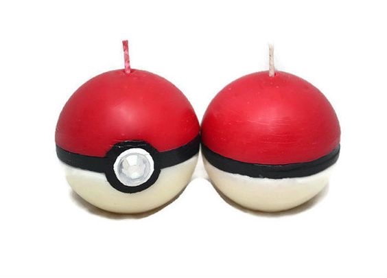 Homemade natural soy candles that are perfect for all pokemon fans. → Do it! goo.gl/nEipzl