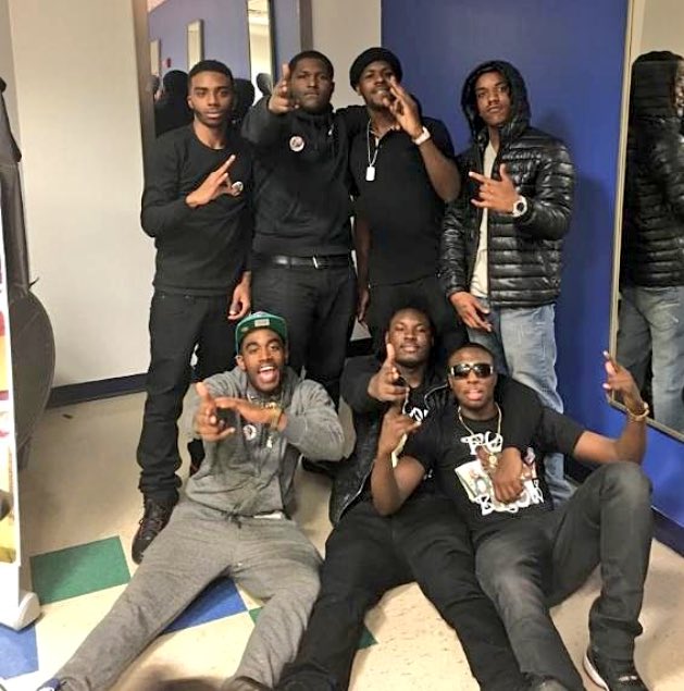 imon27_'s tweet photo. Gang brothers #freenolacking #freemanman https://t.co/ASRHl2fizd