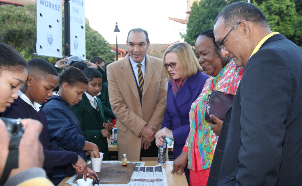 dstigovza's tweet photo. #NSW2016 Learners doing experiments @UWConline launch of National Science Week..Science!Science! more excitement https://t.co/4Br5OteqGH