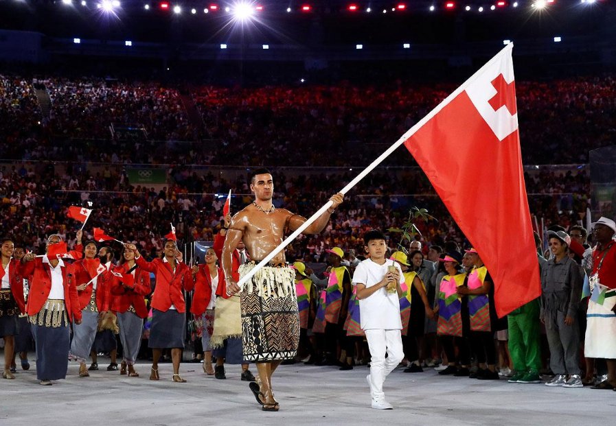 nani_lsn's tweet photo. What in the world👀😍♥️... #OpeningCeremony #TongaForTheWin https://t.co/iaQ3NRGzXd