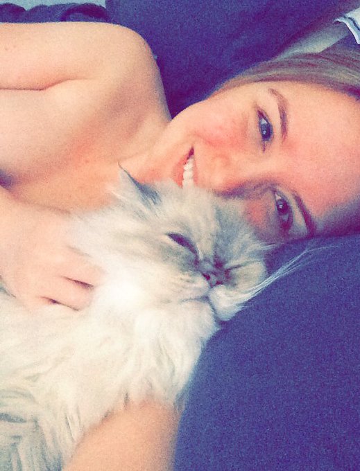 Happy 10th birthday to my beautiful fur baby Lola! She's been in my life since I was 16 &amp; she's now my<a href="/tag/imnakedontheinternet"class="tags"><span>#imnakedontheinternet</span></a>