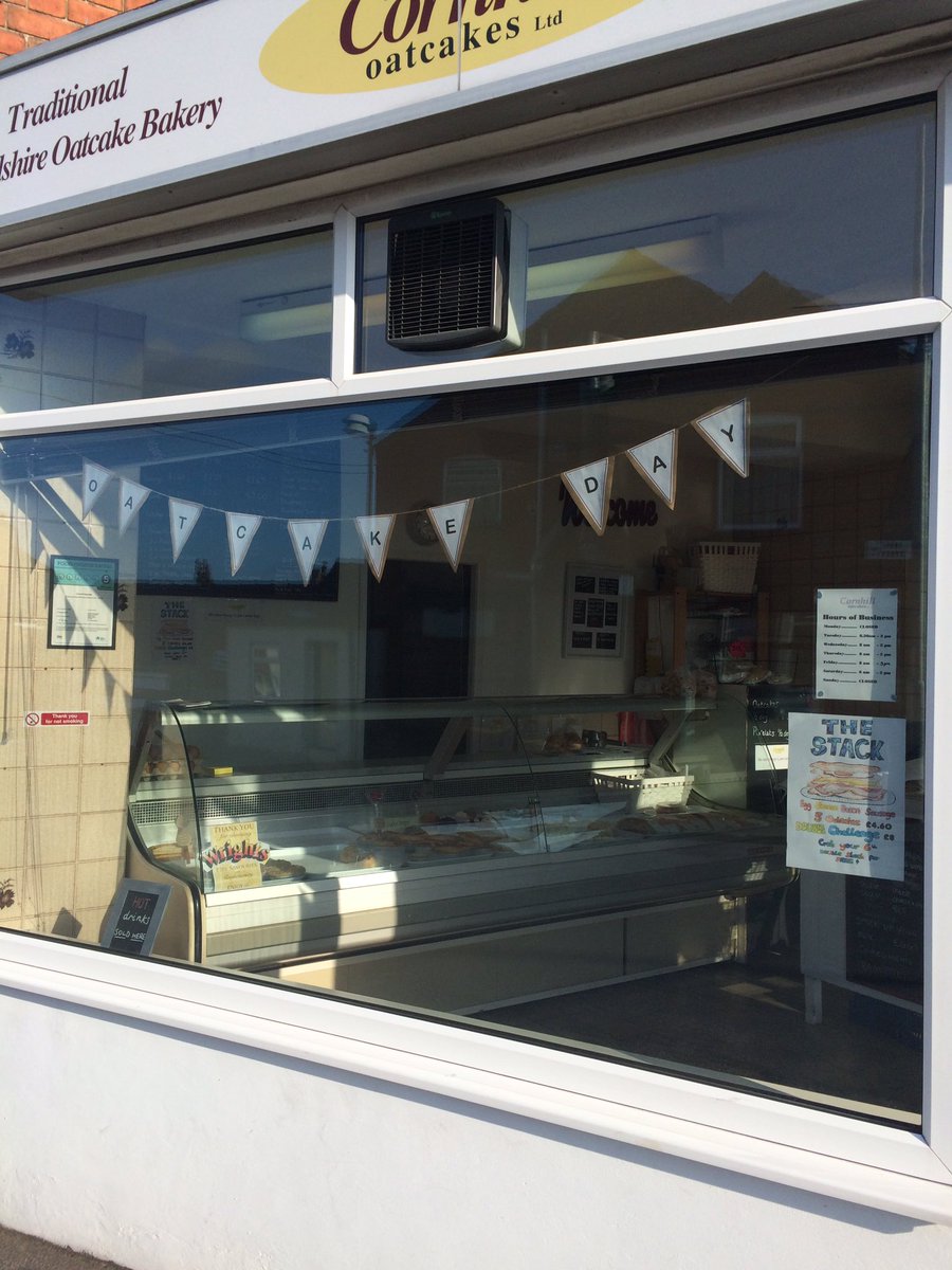 OatcakeShop's tweet photo. We're celebrating #oatcakeday today https://t.co/9oO2aedBoC https://t.co/48z2NdlBxT