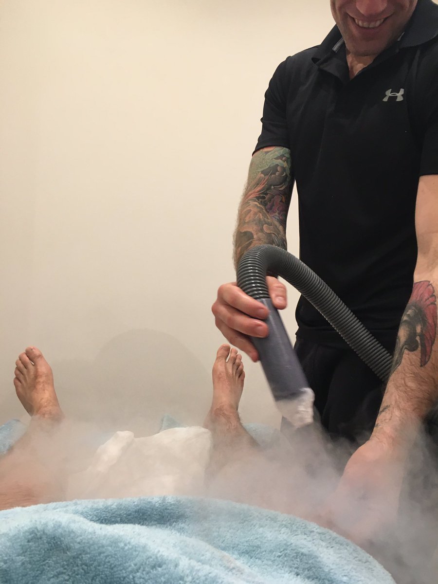 Graeme Shinnie (@shinzzaa) on Twitter photo Massive thanks to <a href="/ACryotherapy/">AberdeenCryotherapy</a> for the recovery treatment! Legs feel fresh and ready to go again 😁⚽️ Massive thanks to <a href="/ACryotherapy/">AberdeenCryotherapy</a> for the recovery treatment! Legs feel fresh and ready to go again 😁⚽️