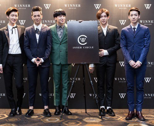 KwonJiyoungGD1's tweet photo. I'am Sentimental #2yearswithInnerCircle https://t.co/ZORBTpLUw5