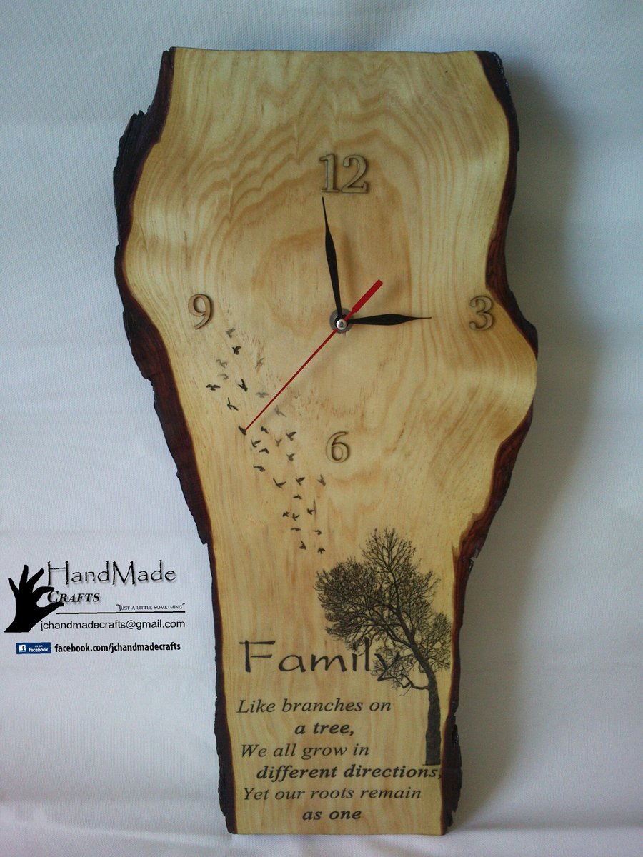 Hand_MadeCraft's tweet image. #Family is everything with this #Handmade #wooden #clock