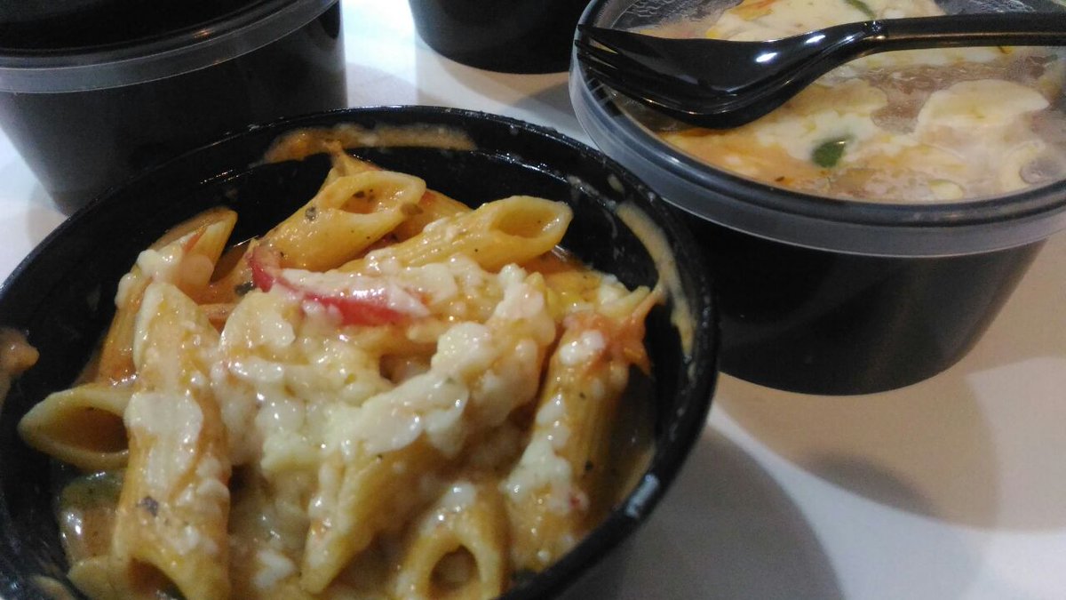 DesignNextlabs's tweet photo. Time for a quick lunch &amp; networking break. Anyone for some #pasta from @thegoodfoodco? #DesignNext @Robosoft #Mumbai https://t.co/MKm0fqcc9E