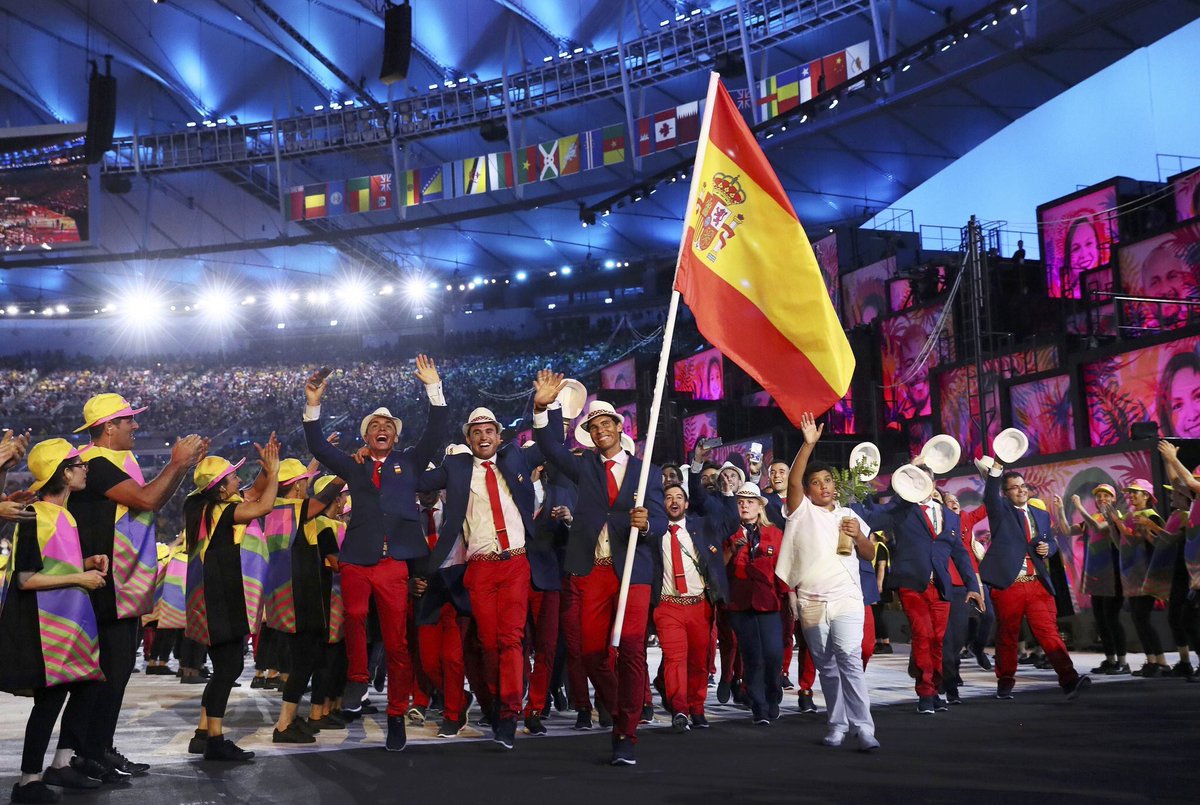 SergioRamos's tweet photo. ¡¡Mucha suerte equipo!! ¡Vamos España! 🇪🇸💪🏻🇪🇸💪🏻🇪🇸 #Rio2016 https://t.co/0ZTXfCXjqX