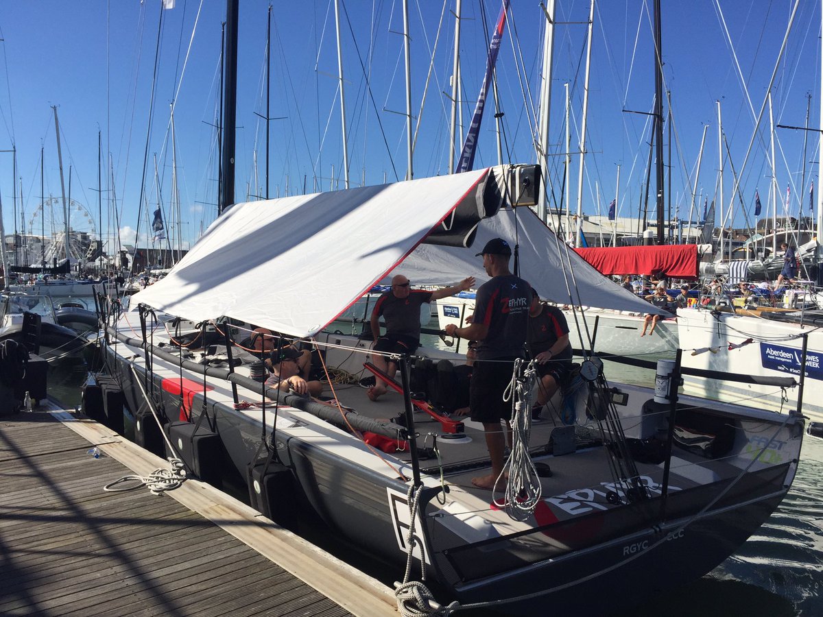 RaceYacht's tweet image. @ATSails sun cover coming in handy @cowes_week #CowesWeek @Fast40Class