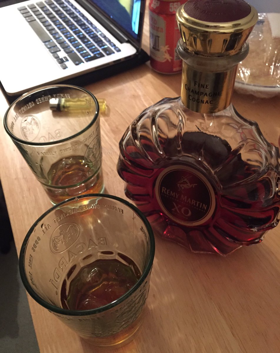 was just missing the cigar lol👌🏽 #aboutlastnight #remymartin #xo