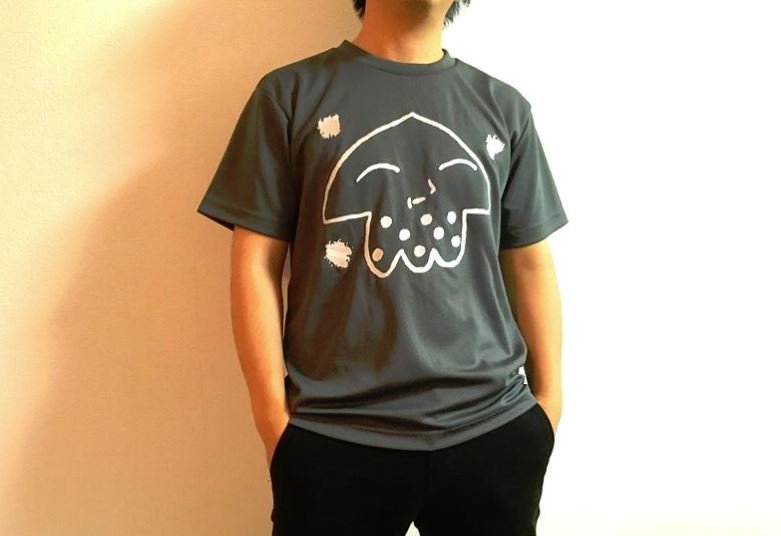 もこう コミケ情報 今のところ確定している情報を書きました 今回新ｔシャツも出しますので是非買ってください 8 14 日 もこうコミケ情報 西 ｈ29b T Co Zrijylbcjk T Co 4pbfjsskzb Twitter