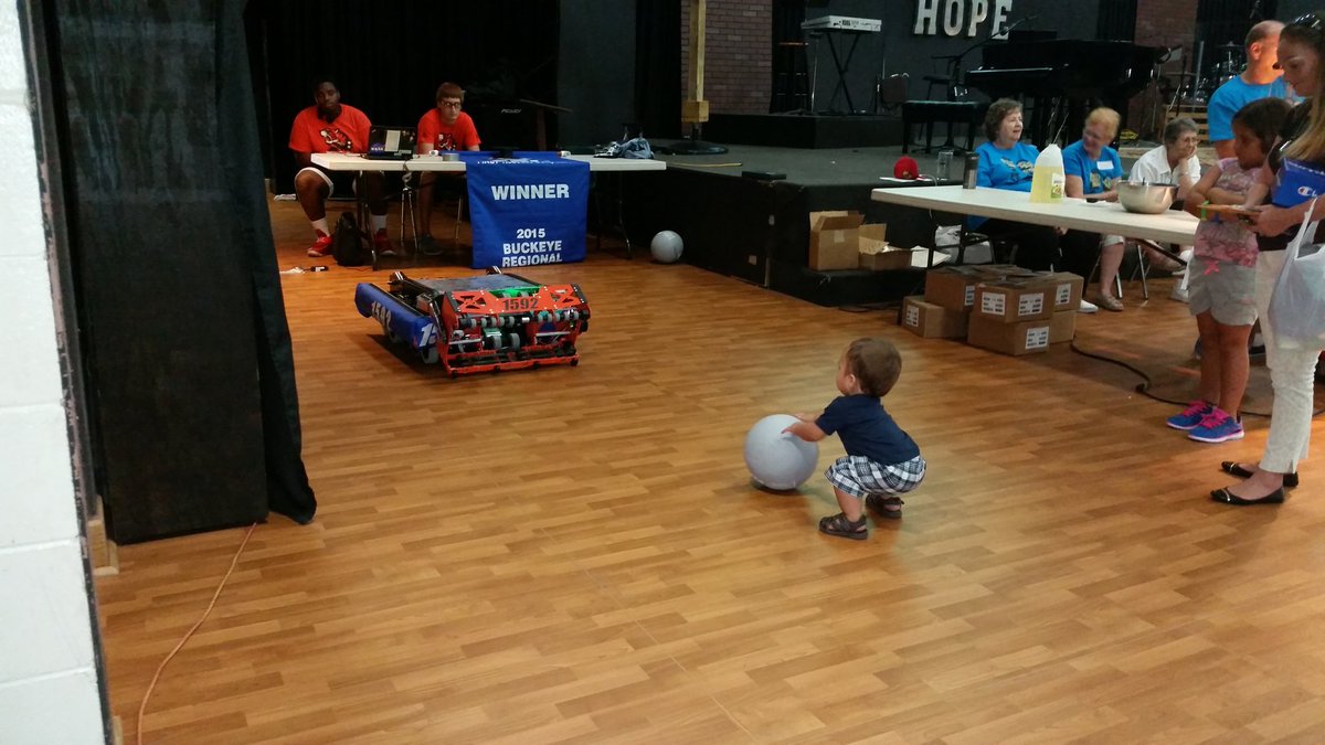 FRC1592's tweet photo. Inspiring young minds at the back to school event at Indian River Church in Titusville. #omgrobots #omgfirst https://t.co/qOJa6DO7Ho