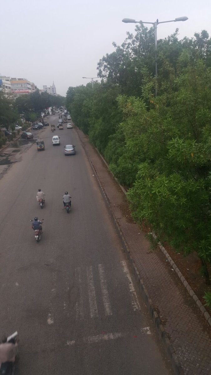 MAfzaalPPP's tweet photo. All Roads in Karachi fully cleaned in a short time upon the directives of CM Sindh Murad Ali Shah
@JamKhanShoroPPP https://t.co/qvHBqQhrn4