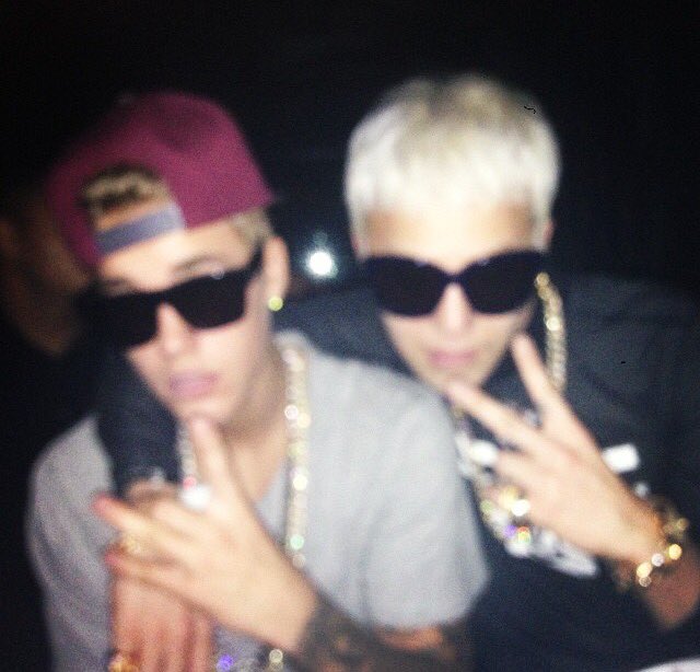 httpbizzlesus's tweet image. 