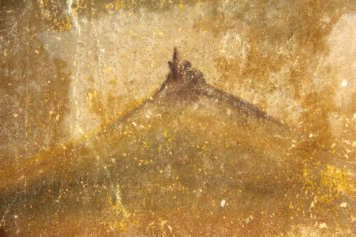 annshaftel's tweet photo. #SinclairInn update! Mountain and waterfall revealed on south wall. @odellmuseum @DigiMonastery Know this mountain? https://t.co/ULXWRlESRT