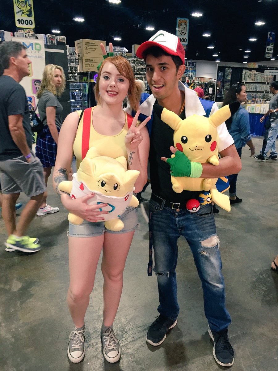 Misty &amp; Ash Pokemon trainers @TampaComicCon Our field producer @VictoriaRajTV is hunting down fun @TampaComicCon