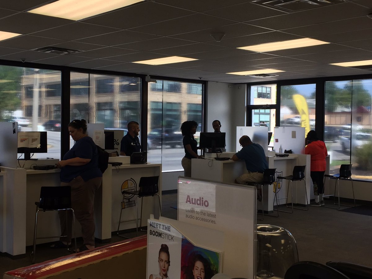 Adam_Cruts's tweet photo. Full house for BTRO @sprint Chippewa @KucharskiRob  @Adam_Cruts working Omni! @tpshaughnessy @sgitw0 @j8o8e8 https://t.co/tA4MY2JO59