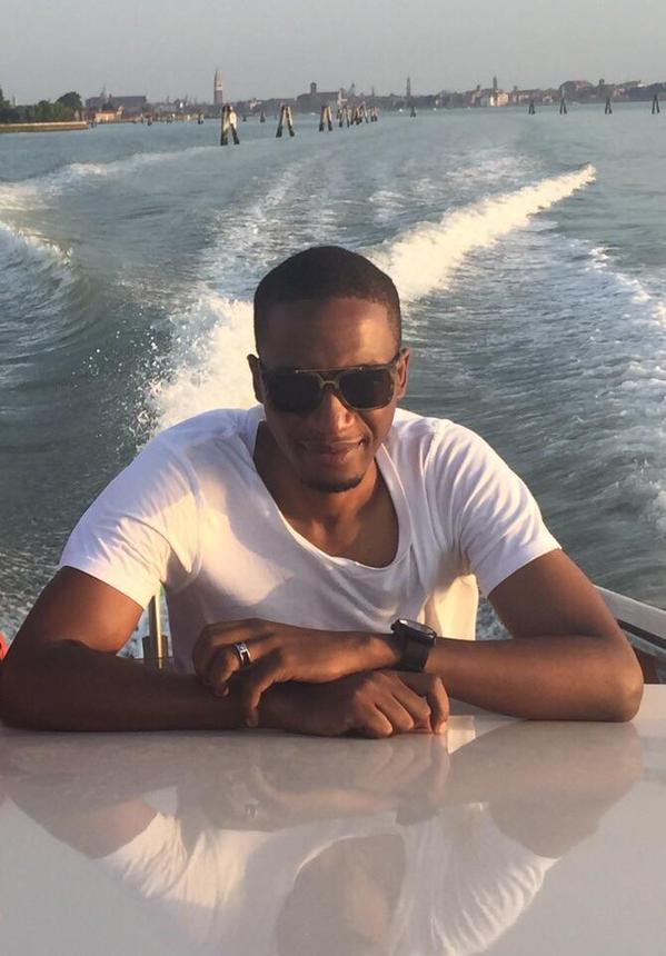 VunnyProphet's tweet image. @UebertAngel Papa Uebert Angel is INSPIRATION fr young Prophets
I'm following him as I follow Christ faithfully.