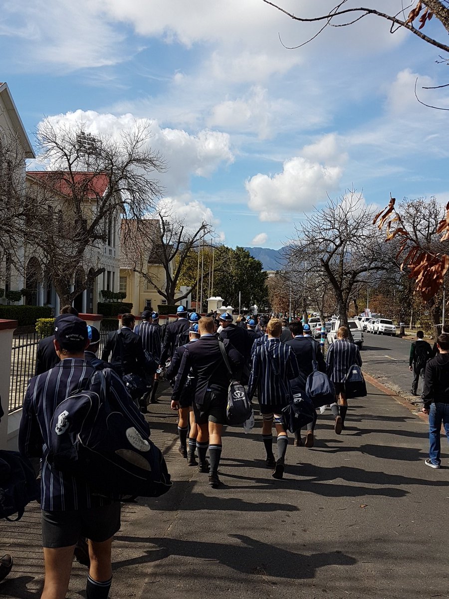 erasmus1410's tweet photo. And so it begins! To Faure we go! #ETFG #Faith40 @Paarl_Boishaai @BoishaaiOldBoys https://t.co/NghdGnagf4