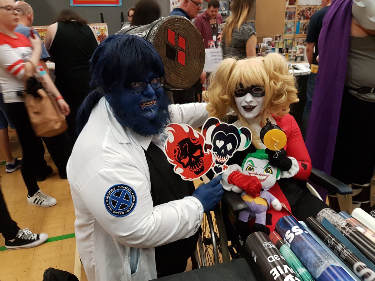 heroesofgeek's tweet photo. Heroes of geek cosplay ciniworld stand at geekedfest @cineworld @CineworldFriars #SuicideSquad #squadup @geekedfest https://t.co/EZsFCJpGQ3