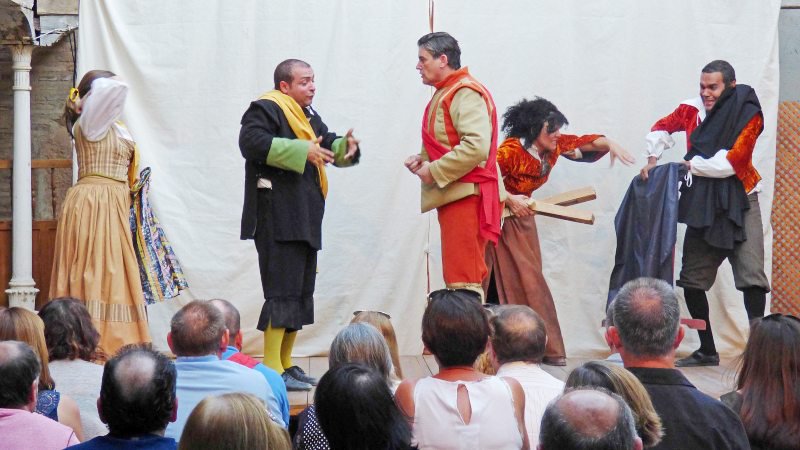24clm's tweet photo. El Patio de los Comediantes de #Almagro cierra su temporada con éxito https://t.co/tz2uw4NLxe vía @24clm https://t.co/8dCLDiEHOG