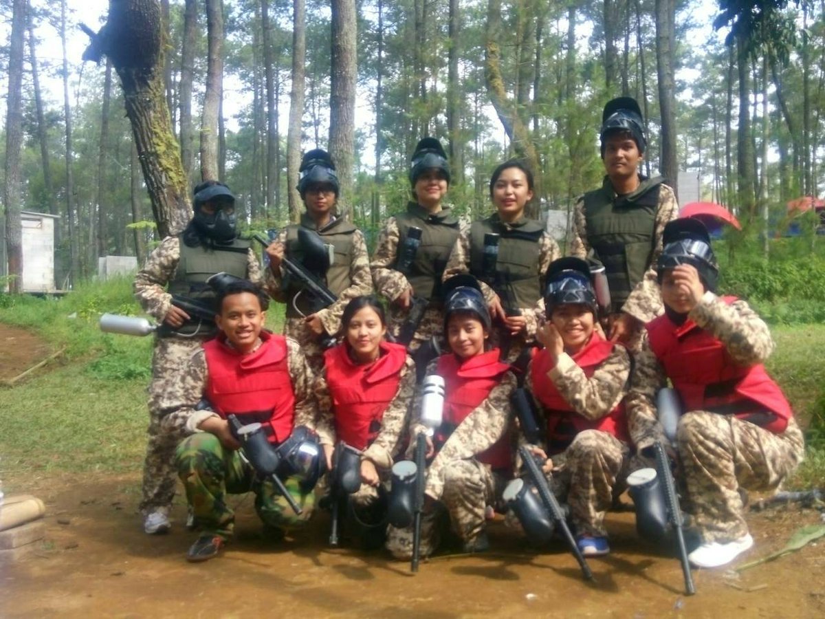 ELC members had fun doing outbound yesterday at Grafika Cikole. It was really fun!