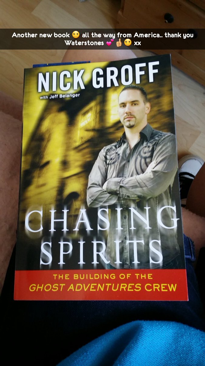becky_GAFan's tweet photo. So just got this all the way from America... Can't wait to start Reading this @NickGroff_ #ChasingSpirits #BookWorm https://t.co/8HOUq5Rqdl