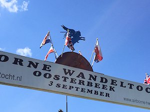 Airborne Wandeltocht tweet media