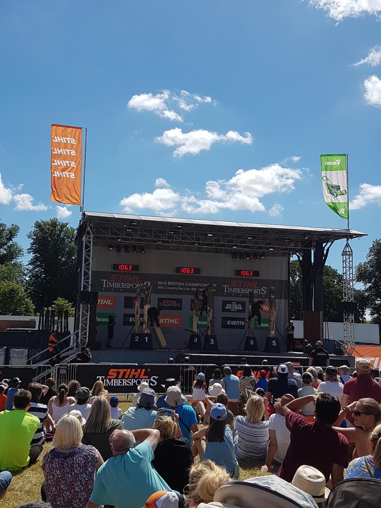 Countryfilelive's tweet photo. Amazing scenes at the @STIHL_GB  pro #timbersports #championship at #countryfilelive! #kissmyaxe https://t.co/ErpltMaoBe