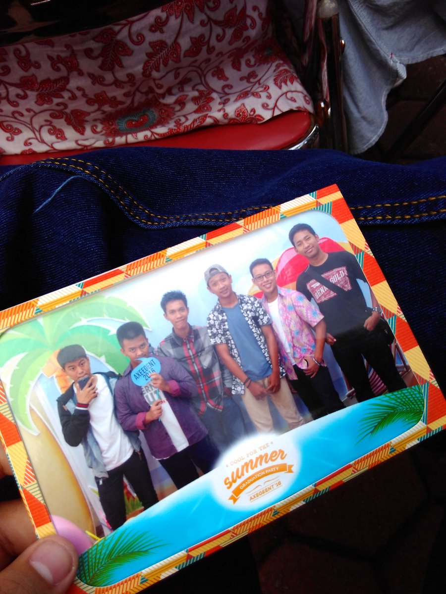 kduta71's tweet photo. Walau sudah berpisah, Tapi persahabatan ini akan berlanjut
#latepost
#cfts16 https://t.co/Y8zX5ffNP2
