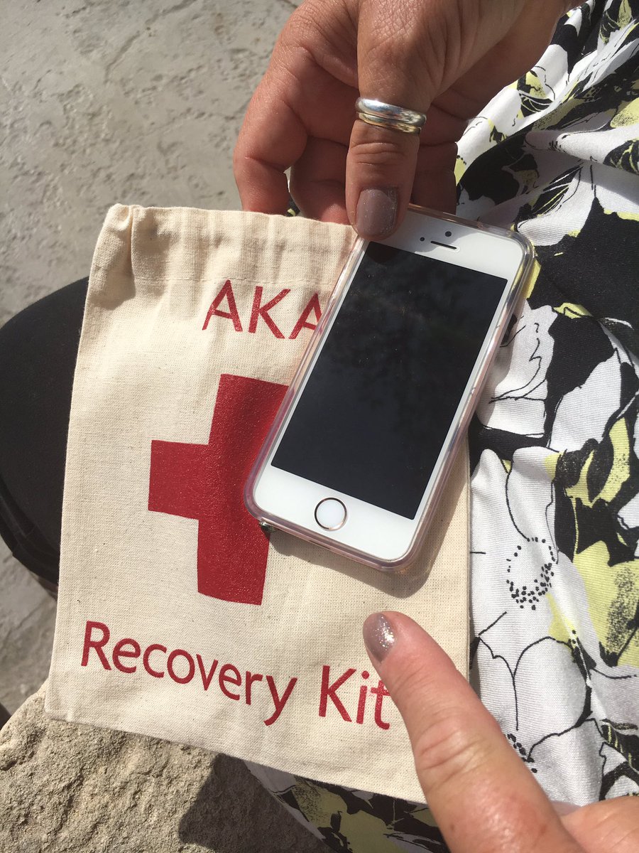 our_rachel's tweet photo. Making full use of my @akaAgency #recoverybag on holiday in Majorca from @amadigital #phonecover #useful #thanks https://t.co/eHHmO54yAc