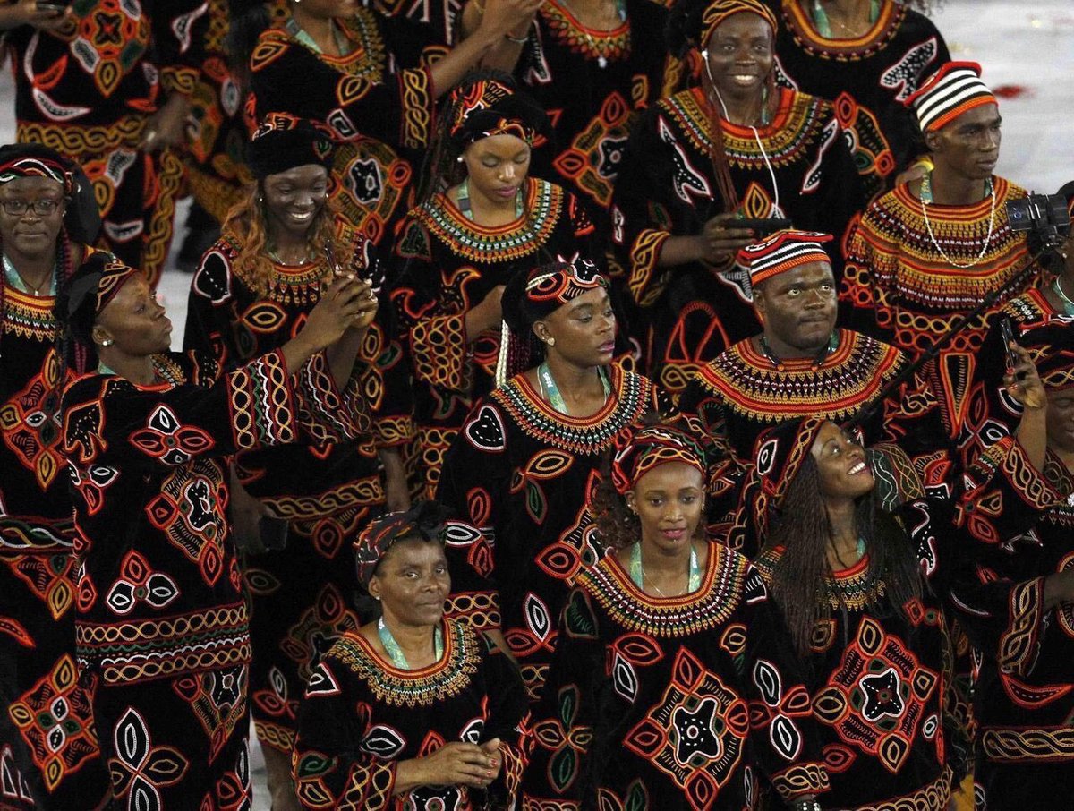 THUTO's tweet photo. RT Yubbie007: Shoutout to #Cameroon 🇨🇲🇨🇲🇨🇲🇨🇲 for representing their country in a styling fashion.🙌🏾 #OpeningCeremo… https://t.co/EpnCIUd3sC