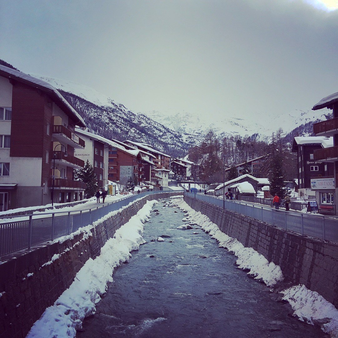 tripstr's tweet photo. Today's featured trip comes from Tripstr user @mishstar, traveling through #Switzerland! https://t.co/k6XNKCB7oA https://t.co/aEXCIn8mts