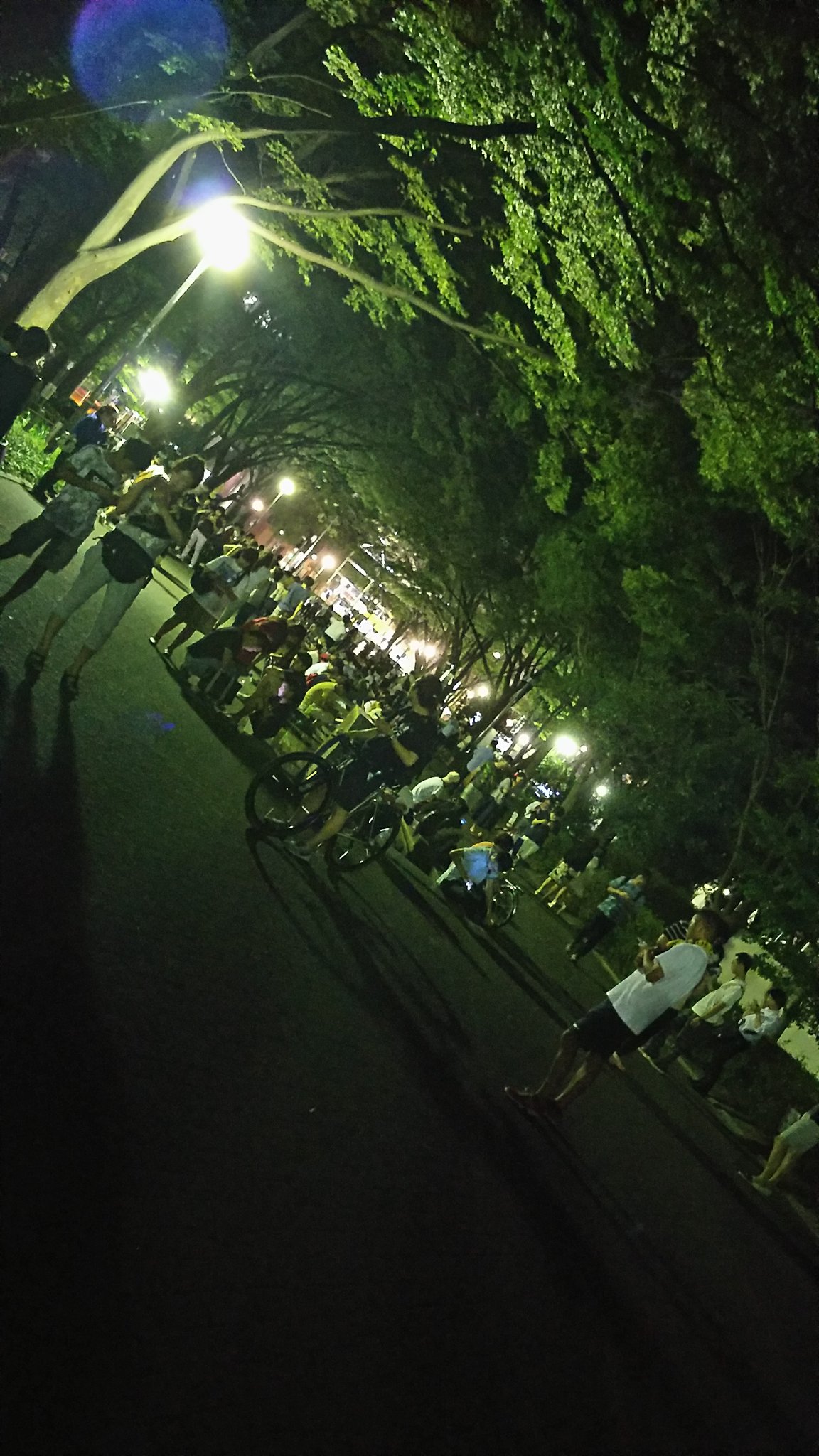 深夜の名古屋市白川公園でポケモンgo祭り カビゴンが レア出現レポ8 7 ふと雑記ブログ