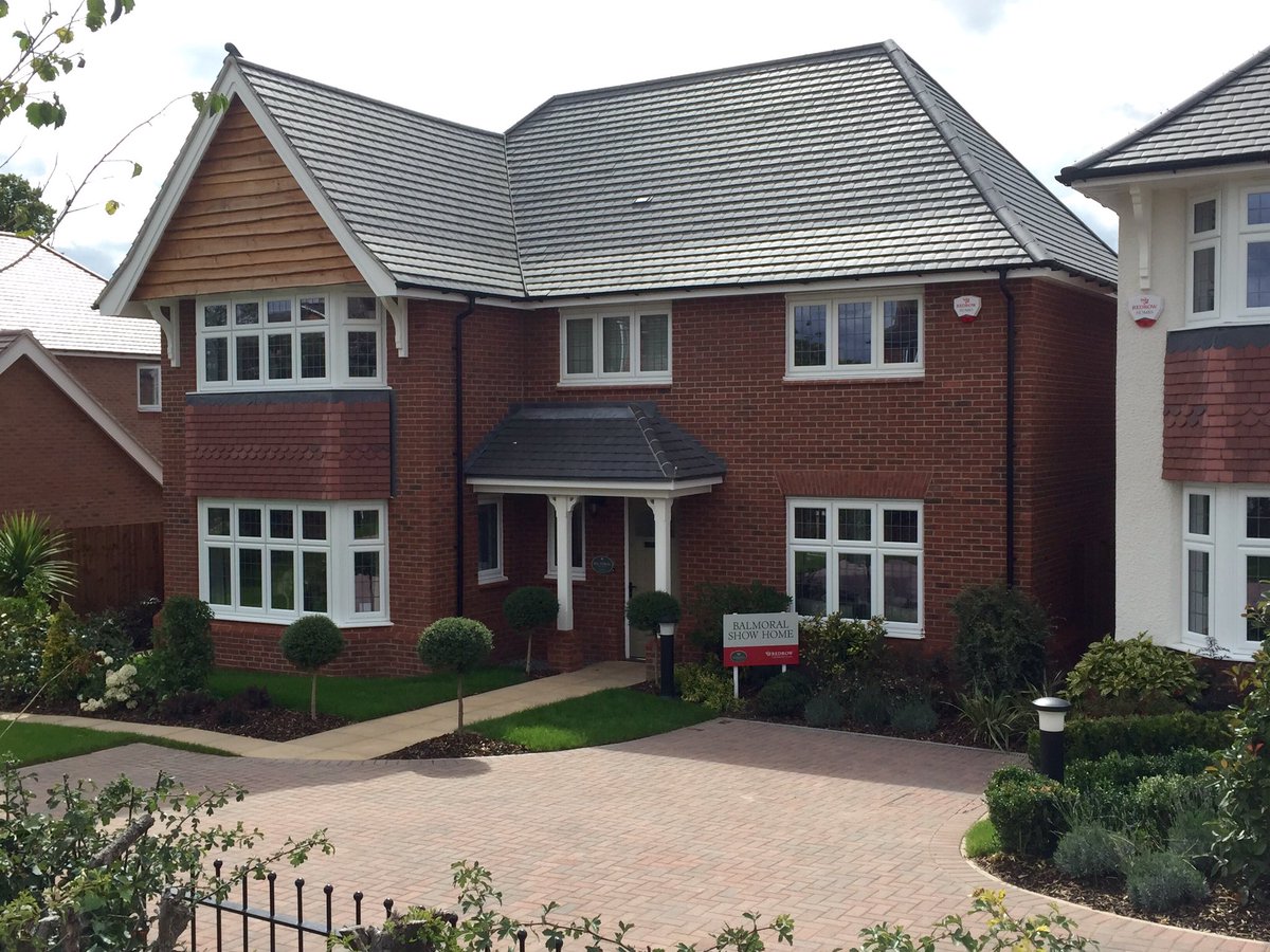 Click Cast Stone tweet media