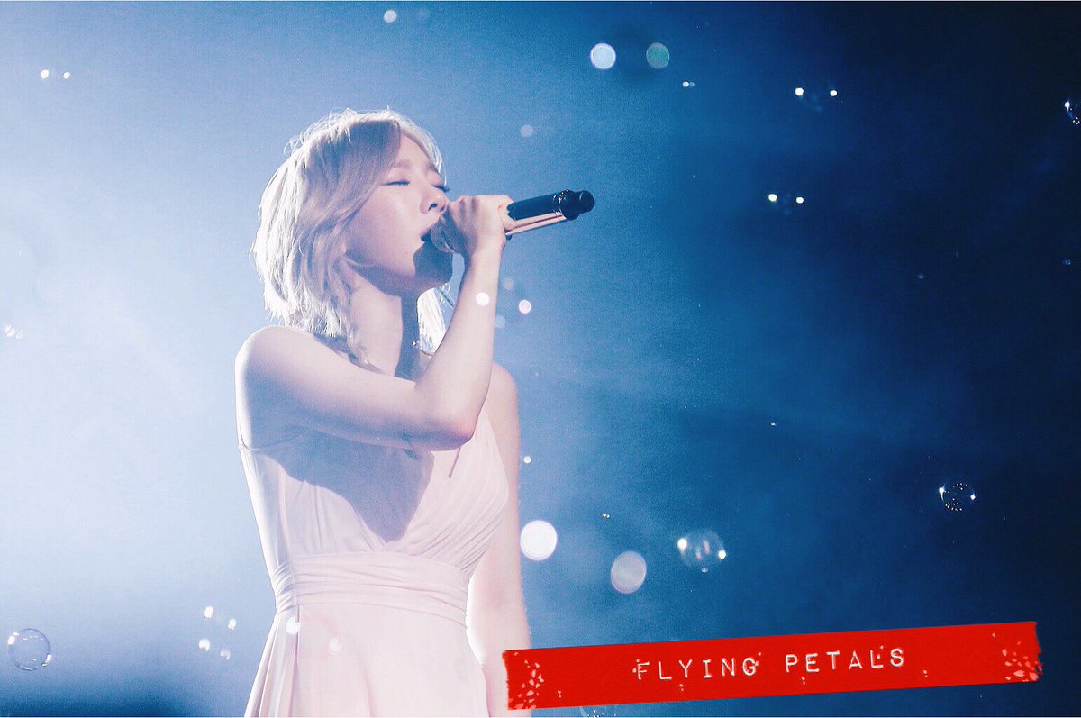 [PIC][05-08-2016]TaeYeon khởi hành đi Busan để biểu diễn 2 đêm Concert - "BUTTERFLY KISS" vào trưa nay CpLQlATVUAArzfN