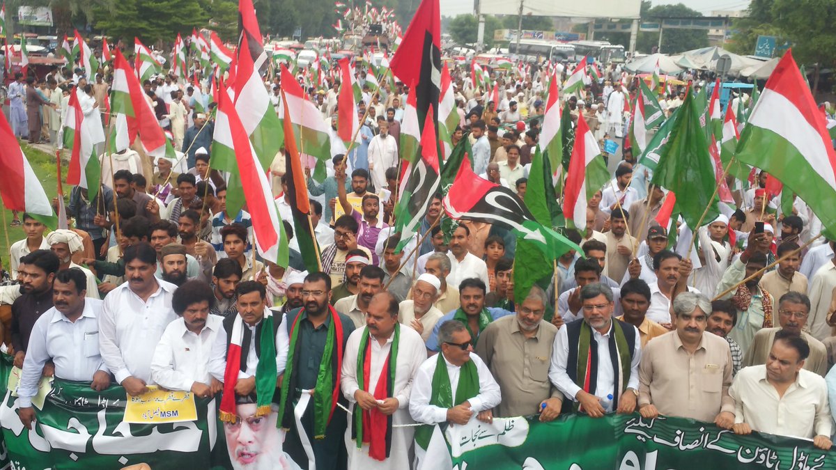 TeamDrQadri_'s tweet photo. عوام کا سمندر فیصل آباد میں
تحریک قصاص کی پہلی 5 ریلیوں کا آغاز ھو چکا ھے
  #TEHREEKeQISAS https://t.co/kD32STzRVn