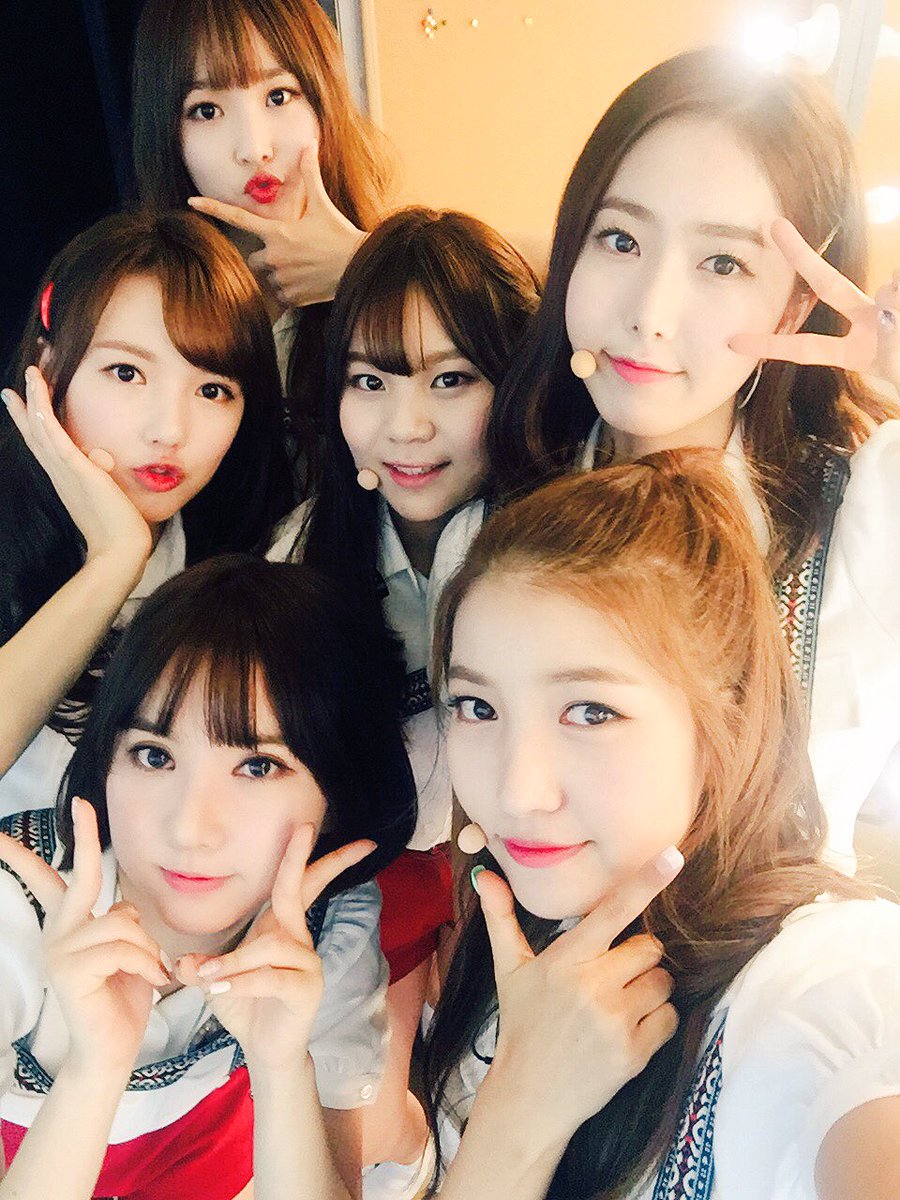 yerin_diary's tweet photo. For #MBC #Kpop Today! ♡♡ https://t.co/Dekzhx5ab2